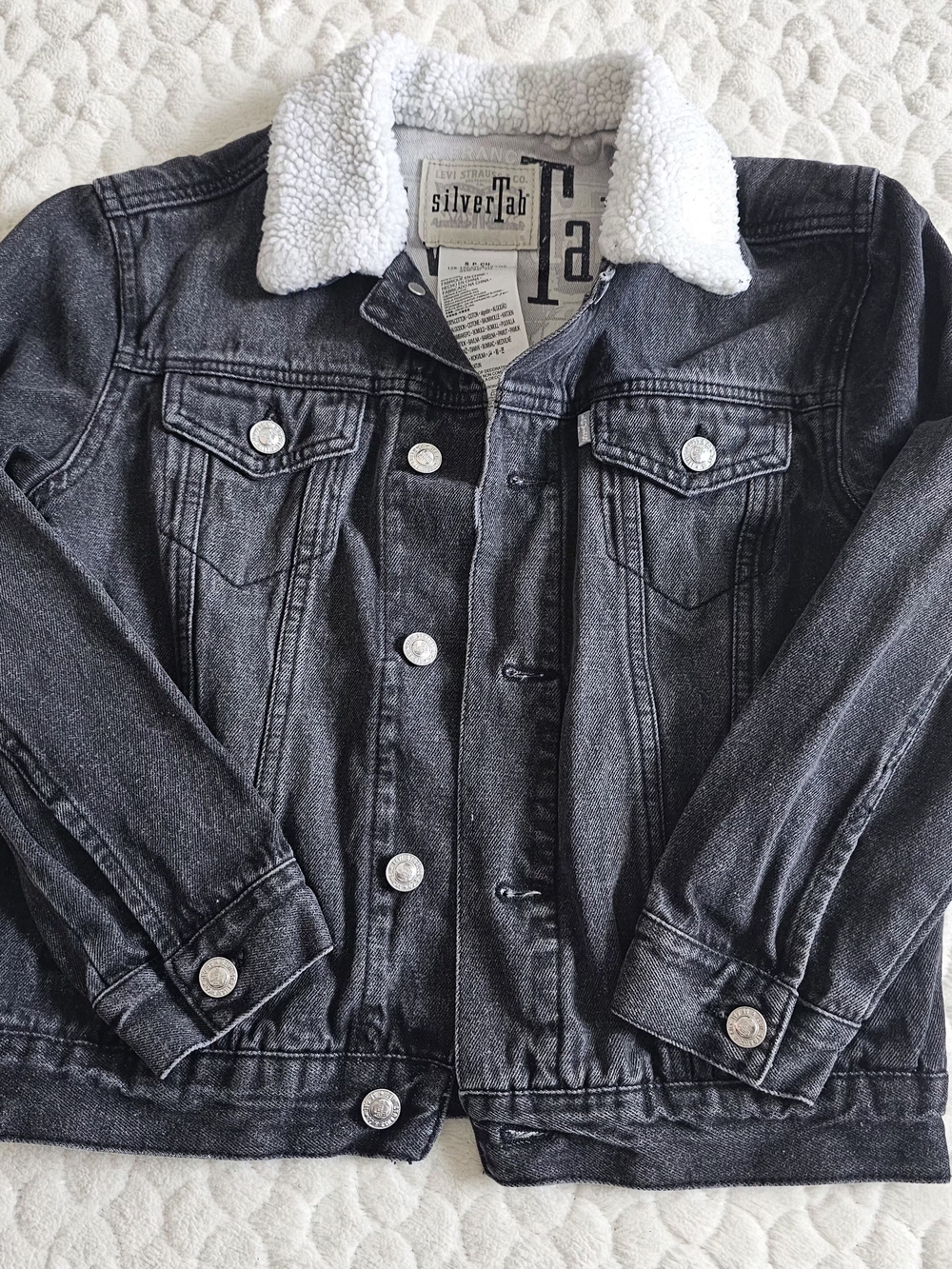 Silver Tab Levi Jeans Kids Faded Black Denim Jacket with White Sherpa Collar S